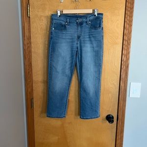capri levis jeans size 28